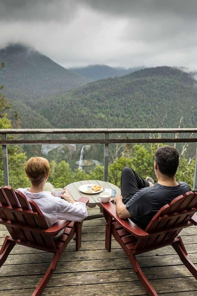 Auberge De Montagne Des Chic-Chocs Mountain Lodge - Sepaq Sainte Anne-des-Chênes Ανέσεις φωτογραφία